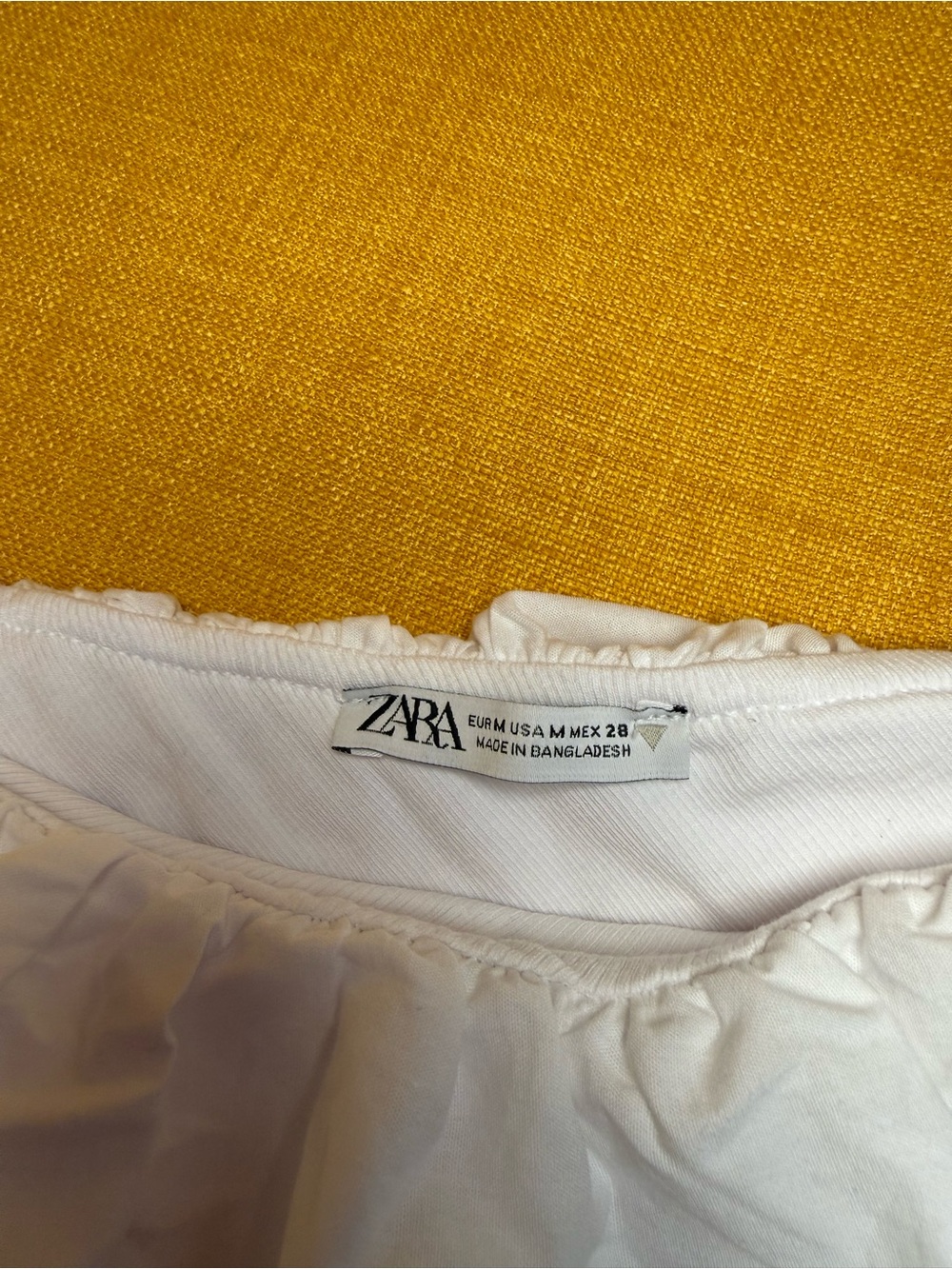 Zara White Ruffled Off-Shoulder Top - Picture 3 of 4